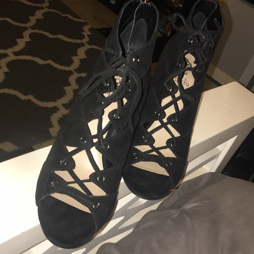 Black lace up heels size 10/40
